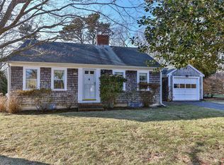 38 Blueberry Ln, Chatham, MA 02633