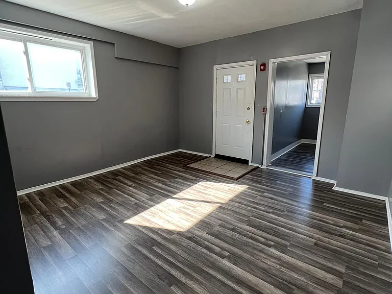 256 W Ashdale St #1 — Photo 1