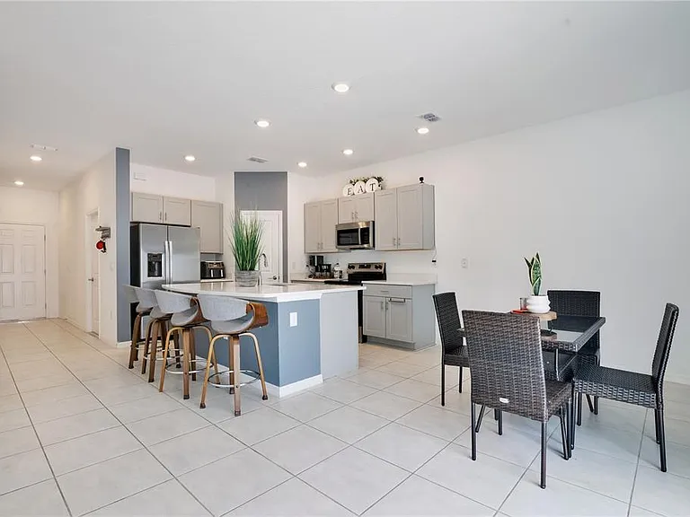 2986 Canary Ave — Photo 5