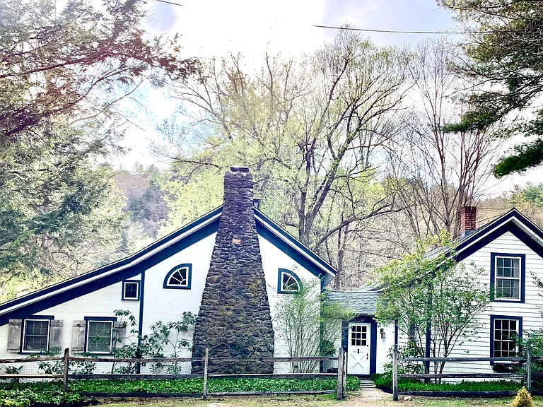 13 Forge Ln — Photo 1