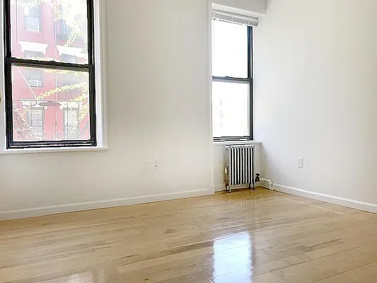 Rented by AJ Clarke | media 14