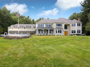 9 Wolfpen Ln, Southborough, MA 01772