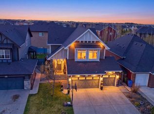 233 Aspenmere Cir, Chestermere, AB T1X0T6