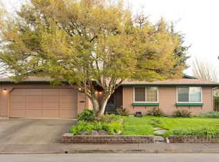 1452 SW Apperson St, McMinnville, OR 97128