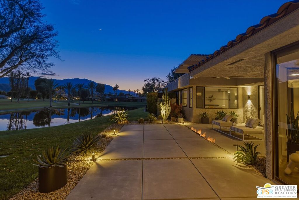 7 Wesleyan Court 2