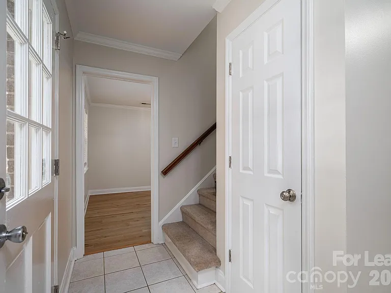 100 Cabell Way — Photo 14