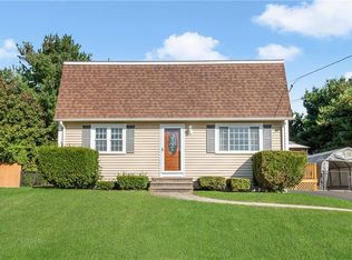 7 Medieval Way, West Warwick, RI 02893