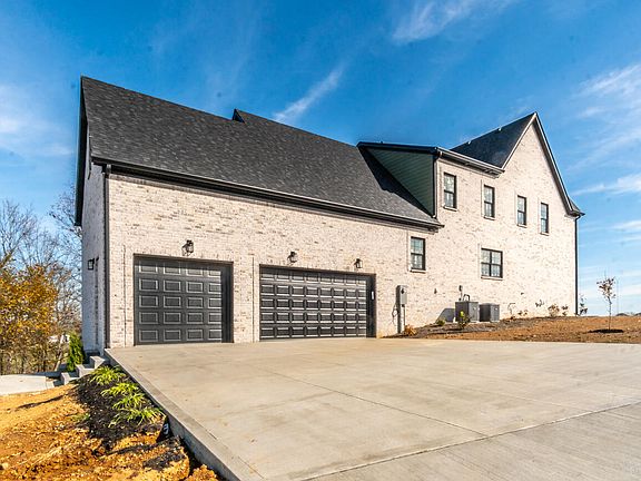 4th image of 301 Prestwick Cir