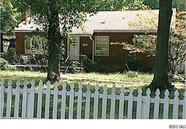 1st image of 4218 Blackwood Ave