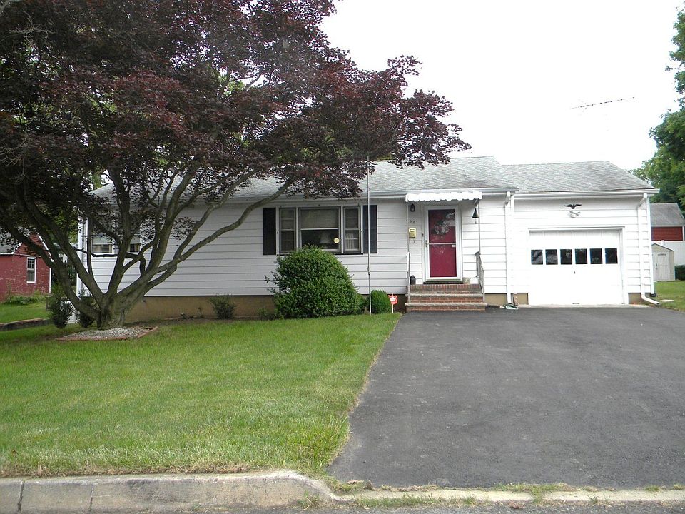 For Sale: 650 Willow St, No Bruns, NJ 08902