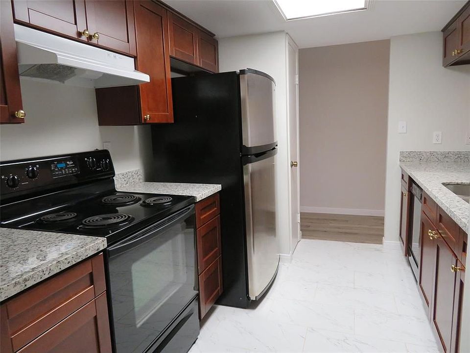 1st image of 12633 Memorial Dr APT 60