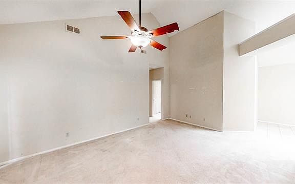 4th image of 1363 Mimosa Ln