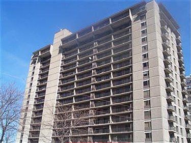 1st image of 12500 Edgewater Dr APT 1004