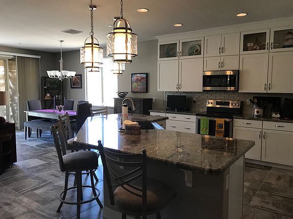 Kitchen/dining