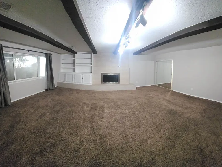 3001 Matador Dr NE — Photo 7