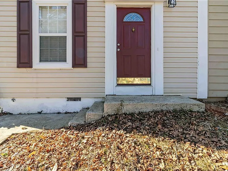 1836 Cumberland Valley Pl SE — Photo 4