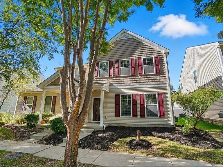4641 Grand Strand Dr — Photo 2