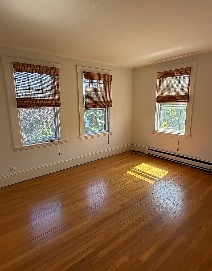 37 Arlington St — Photo 3