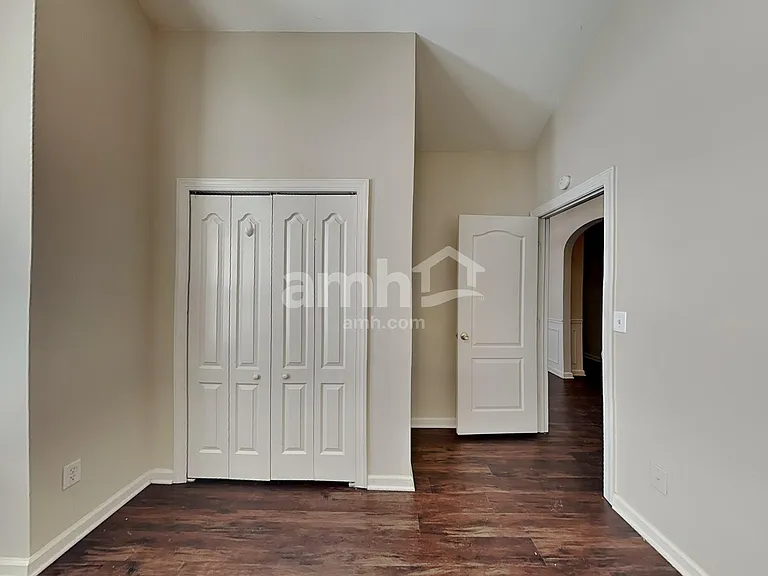 235 Grand Isle Ct — Photo 11