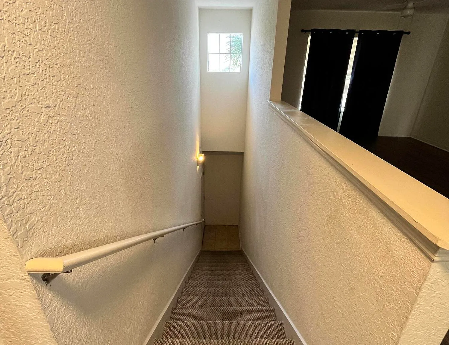 2 bed, 2.0 bath, 926 sqft, $1,450 — Photo 3