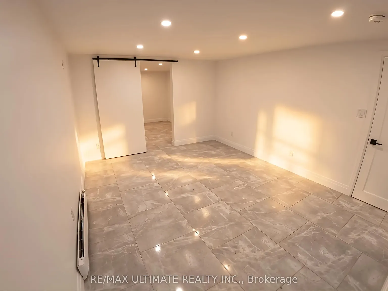 1 bed, $1,600 — Photo 2