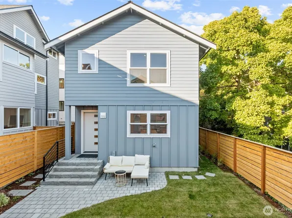 7352 22nd Avenue NW, Seattle, WA 98117