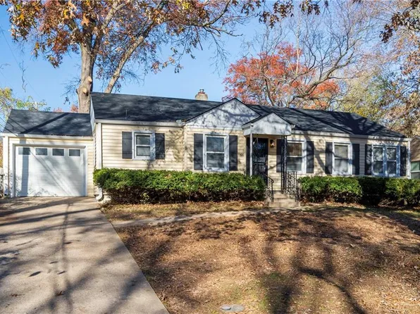 9600 E 68th Ter, Raytown, MO 64133