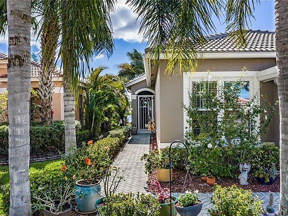 5th image of 15755 Crystal Waters Dr
