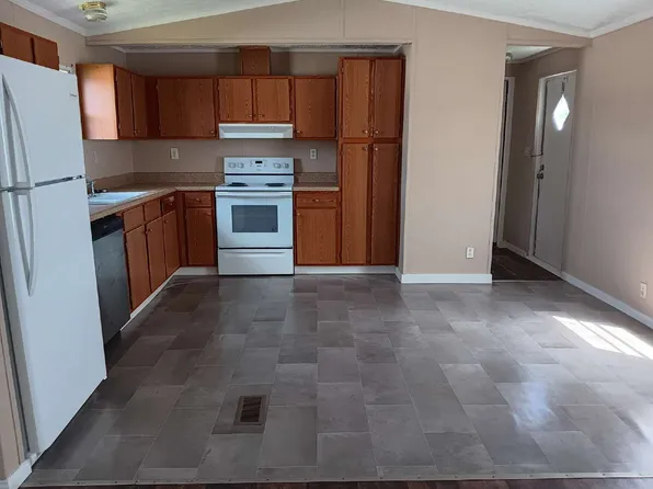 11 Virginia Ave, Byhalia, MS 38611