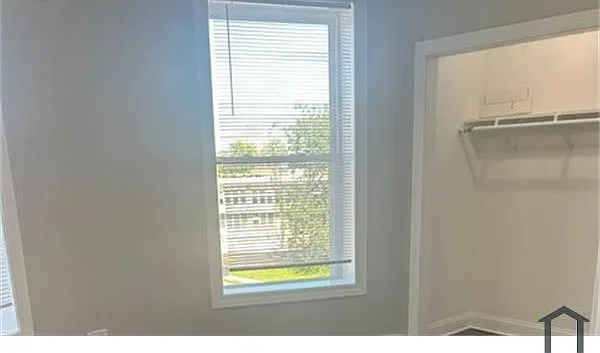 3 bed, 1400 sqft, $1,700 — Photo 3