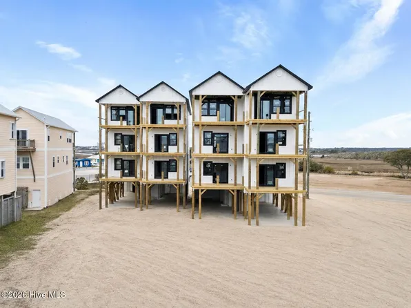 205 Shell Road, Surf City, NC 28445