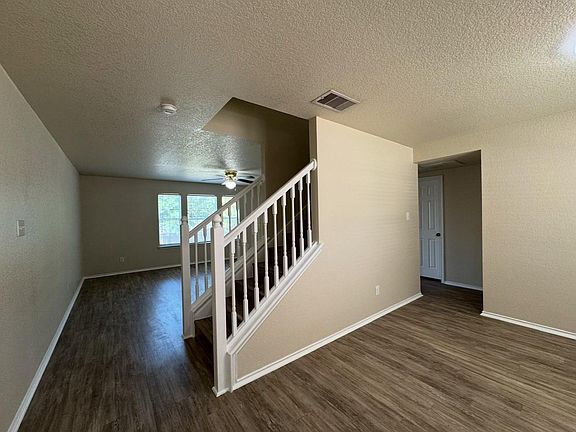 4th image of 619 Mathis Mdw