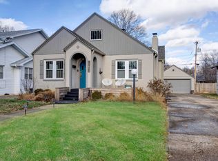 1037 E Stanford St, Springfield, MO 65807