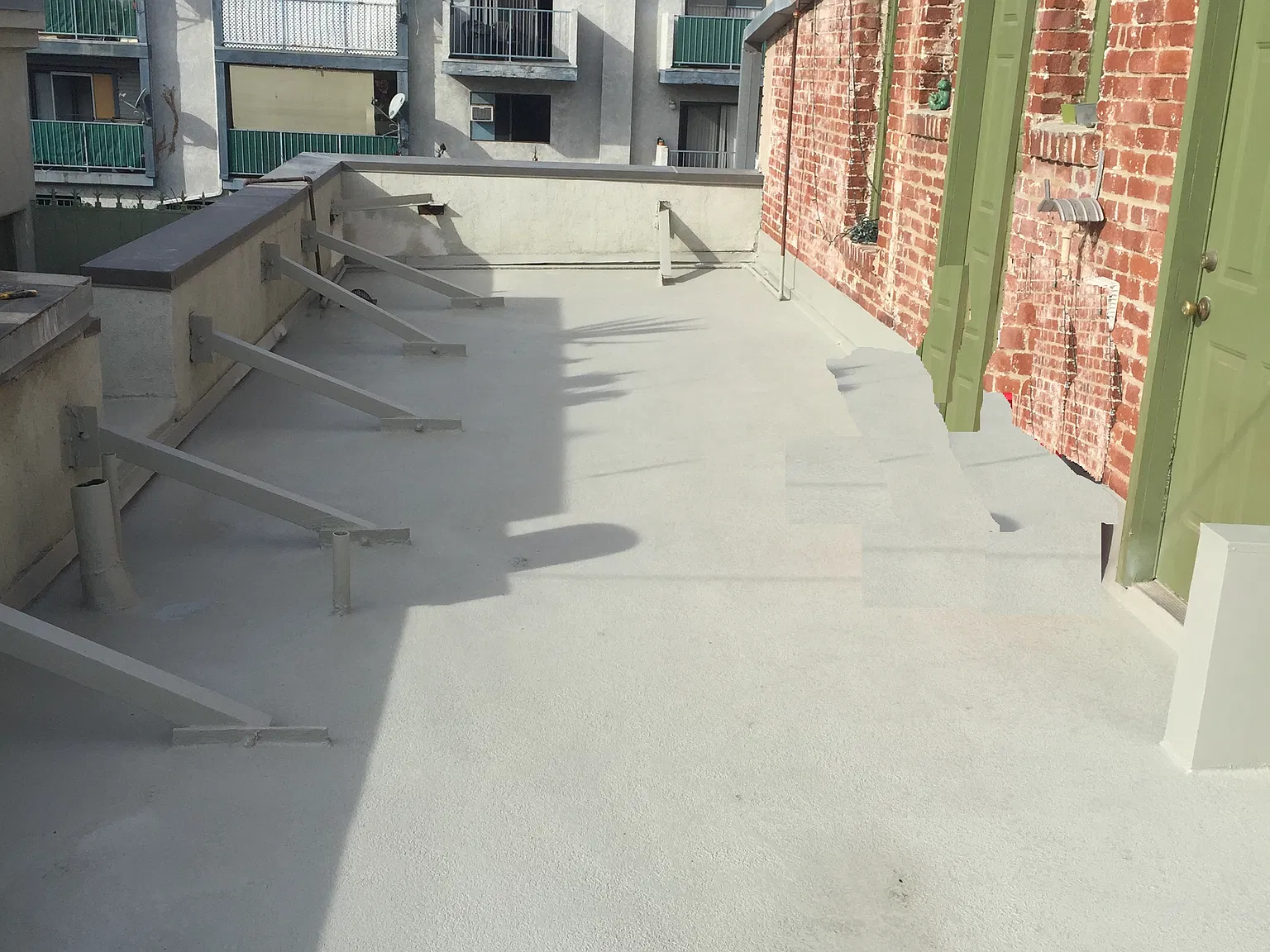 2 bed, 750 sqft, $1,995 — Photo 3