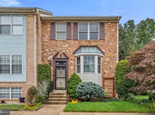 46618 Carriage Ct, Sterling, VA 20164