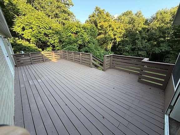 5th image of 7600 Hunters Ridge Way
