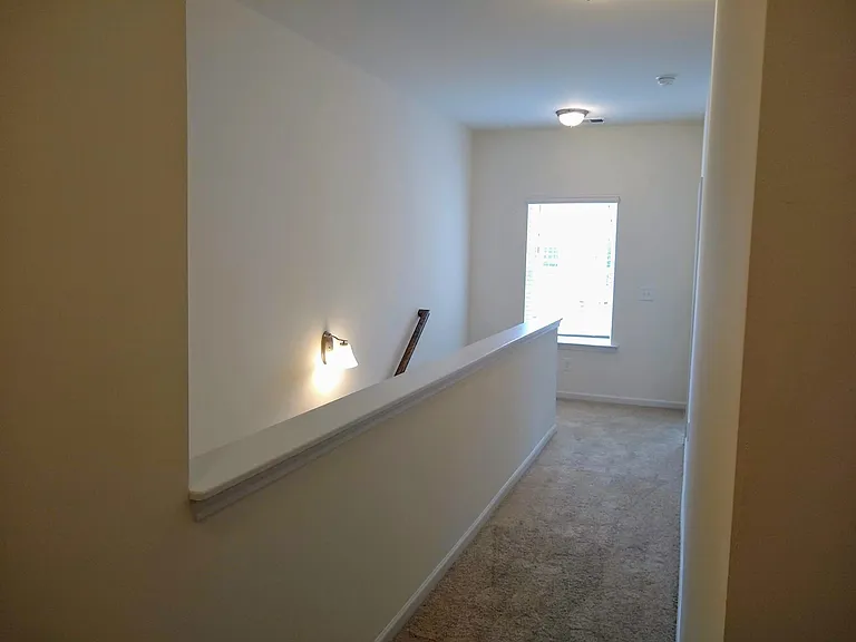 196 Bryon Ln — Photo 12
