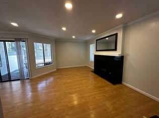 3 Willowcrest Ln, Pomona, CA 91766