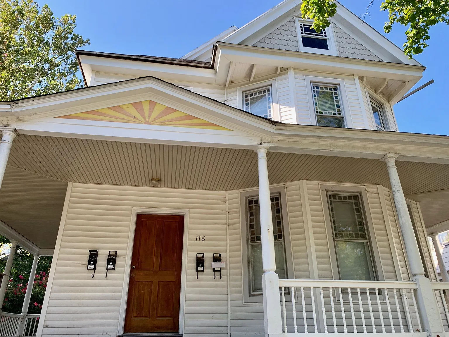 1 bed, 670 sqft, $1,025 — Photo 1