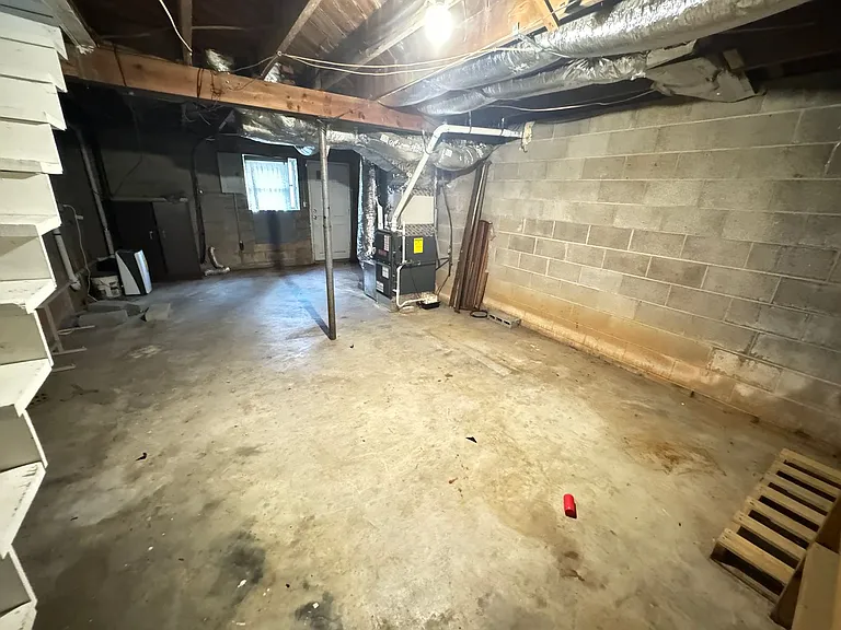 107C S Walnut Gq St — Photo 7