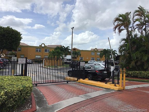 3rd image of 9731 Fontainebleau Blvd #F104