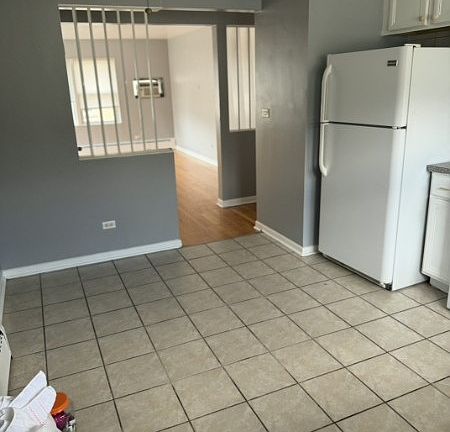4th image of 2314 N Harlem Ave APT 3C