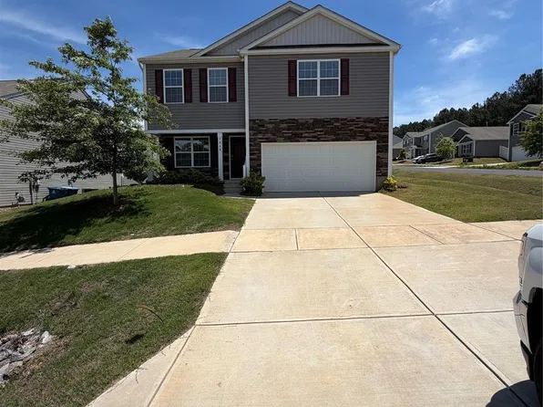 7868 Whispering Stream Dr, Sherrills Ford, NC 28673