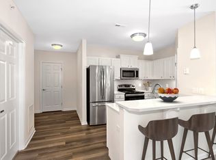 Roebling Row, Covington, KY 41011