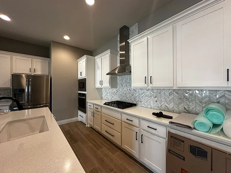 904 Indian Hawthorne Dr — Photo 10