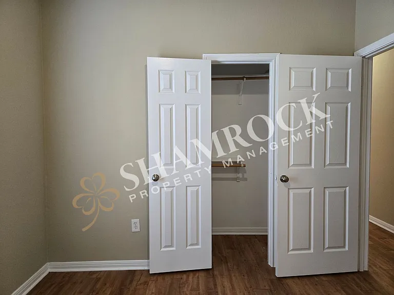 2117D Columbus Ave — Photo 15