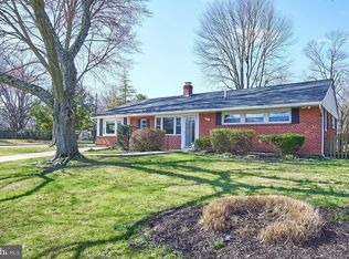 5303 Garner St, Springfield, VA 22151