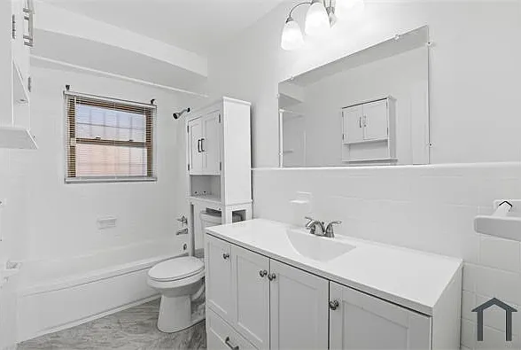 19437 Tireman St — Photo 16
