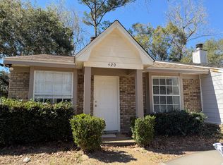 420 Richview Park Cir E, Tallahassee, FL 32301