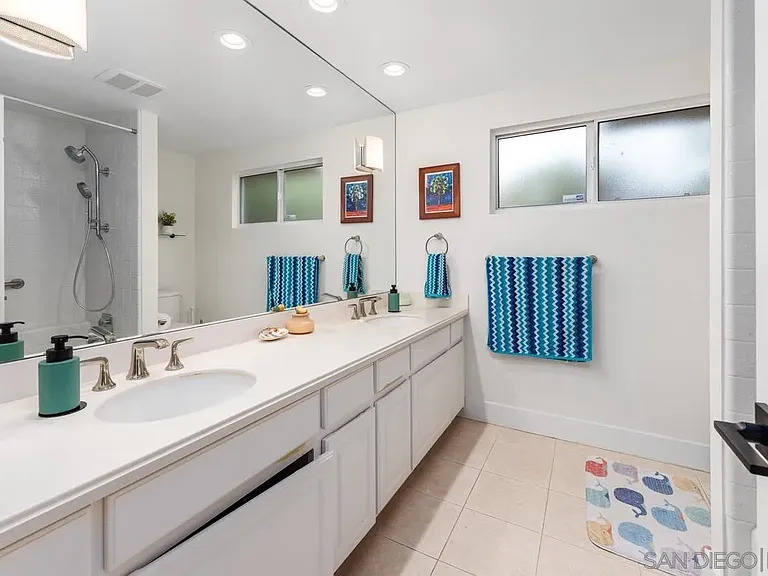 8383 Cliffridge Ln — Photo 16